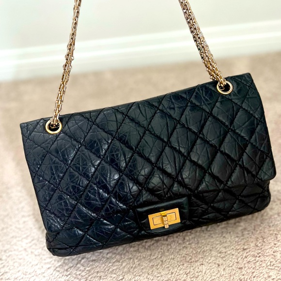 Chanel Black 2.55 Reissue 227 Double Flap Bag - Picture 2 of 15